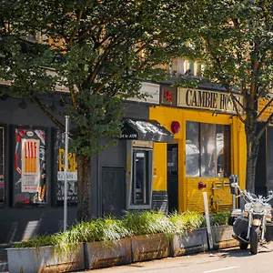  Hostal The Cambie Gastown Canadá